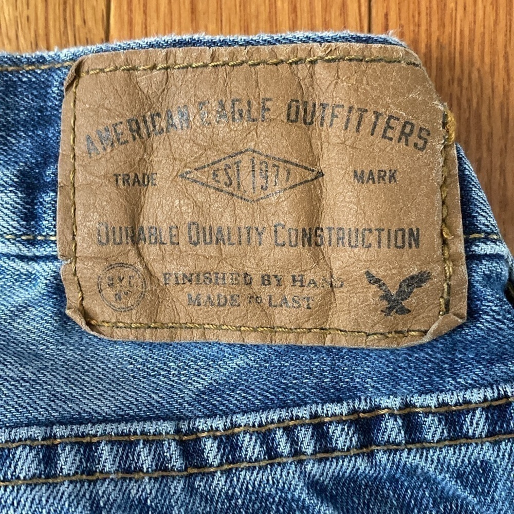 American Eagle Made to Last Original Straight Jeans Size 26x28 - Picture 6 of 9
